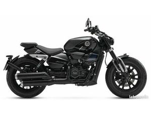 BENELLI BOBBER 400