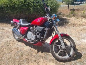 VFC SUPERMAGNA RC28 1988 A RESTAURER