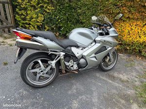 VENDS HONDA 800 VFR VTEC ABS