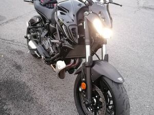 YAMAHA MT07 FULL BLACK A2