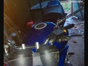 VEND MOTO SUZUKI 650 BANDIT