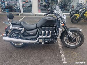 TRIUMPH 2300 ROCKET 3 III, TRES FAIBLE KILOMÉTRAGE