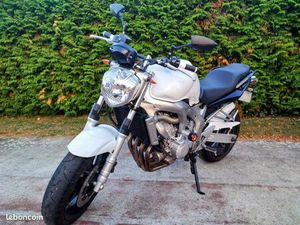 SUPERBE YAMAHA FZ6 / PEU KM