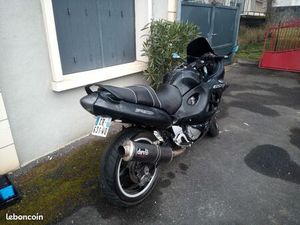 MOTO 750 GSXF