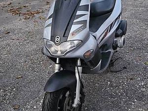 GILERA RUNNER 200VXR CANTON LUCERNE -