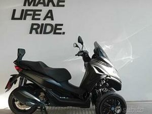 PIAGGIO MP3 300 HPE - 2023