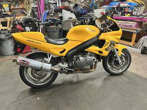 2001 TRIUMPH SPRINT RS 955I