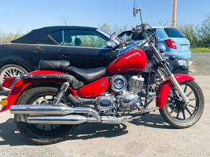 URGENT A SAISIR MAGNIFIQUE DAYSTAR 125 CUSTOM TOUTE NEUVE ENVOI POSSIBLE PARTOUT EN FRANCE