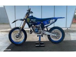 125 YZ ÉQUIPÉE