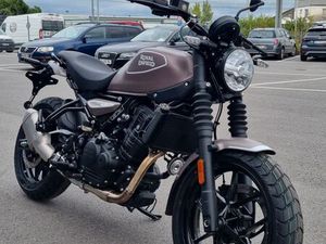 ROYAL ENFIELD GUERRILLA 450