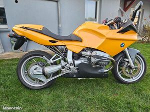 BMW R1100S