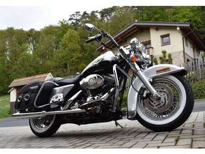 HARLEY-DAVIDSON ROAD KING CLASSIC FLHRC SILBER