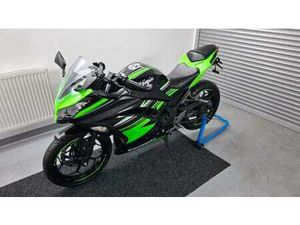 KAWASAKI NINJA 300 KRT EDITION ( 6 TIS.KM)
