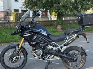 TRIUMPH TIGER 1200 RALLY PRO
