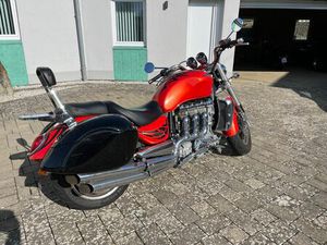 TRIUMPH ROCKET 3