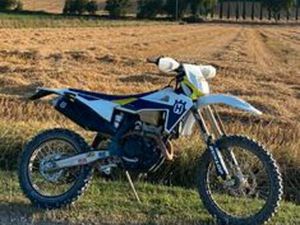 HUSQVARNA FE250