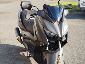 YAMAHA XMAX TECH MAX 125
