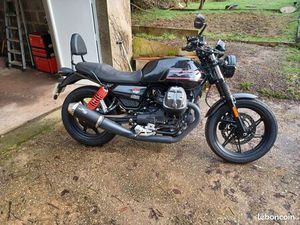 MOTO GUZZI V7 SPECIAL ÉDITION 2024