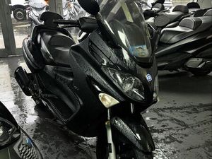 PIAGGIO XEVO 125 NOIR MAT GARANTIE 3 ANS CT 0K