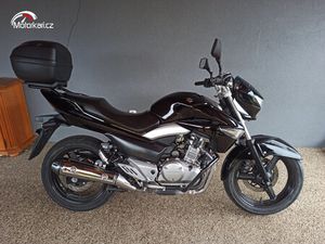SUZUKI INAZUMA 250