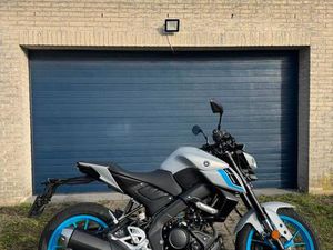 ② MT 125 DE 2025 AVEC 1900 KM