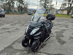 PEUGEOT 400 METROPOLIS