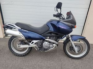 SUZUKI 650 FREEWIND XF 650