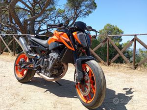 KTM DUKE 790