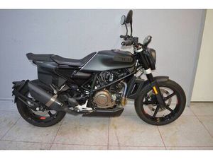 HUSQVARNA SVARTPILEN 701 2019 + HÖHERLEGUNG