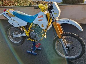 SUZUKI 350 DR