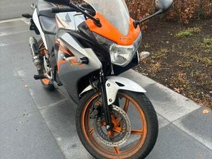 ② HONDA CBR125R
