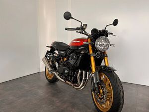 MOTO NEUVE: KAWASAKI Z900 RS SE