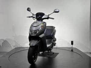 PEUGEOT KISBEE | 2022 | 750KM — SCOOTERS | PEUGEOT — MARKTPLAATS