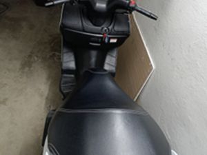 SUZUKI BURGMAN 200