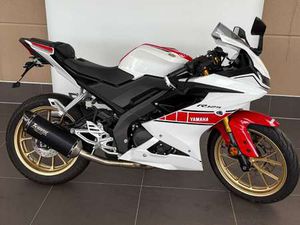 YAMAHA YZF-R125