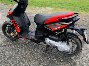 SCOOTER APRILIA RS50