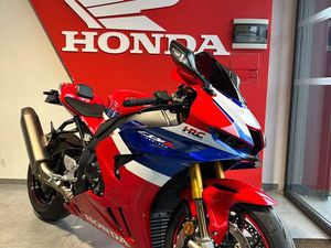 CBR 1000 RR-R FIREBLADE SP PROMOTION 24899E AU LIEU DE 27899E À PARTIR DE 177E/MOIS
