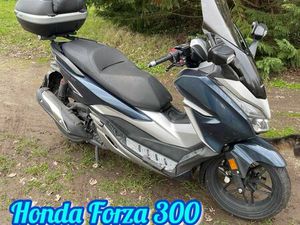 HONDA FORZA 300