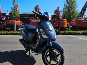 ② SOUS-MARIN SYM FIDDLE II S BLEU 50 CC CLASSE A 2017 - 12 995
