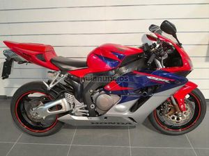 HONDA - CBR 1000RR