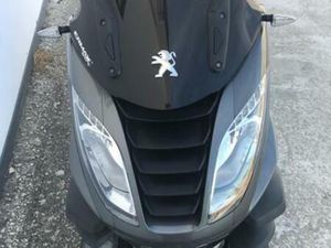 PEUGEOT - METROPOLIS 400