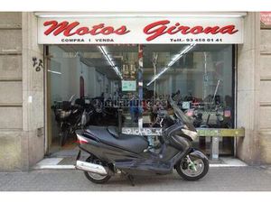 SUZUKI - BURGMAN 125