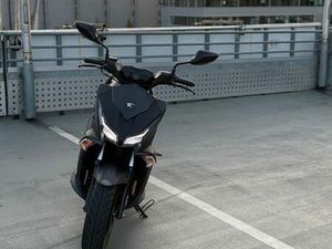 KYMCO SUPER 8R