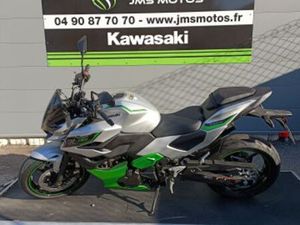 KAWASAKI Z7 HYBRIDE HEV 2025 IMMATRICULÉ 24/07/2025 A SAISIR 2025 450 CM3 | MOTO ROADSTER | 500 KM | GRIS | 84000 AVIGNON