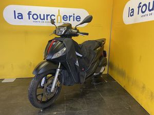 PIAGGIO MEDLEY 125 2023 125 CM3 | SCOOTER | 12 418 KM | NOIR | 75015 PARIS 15