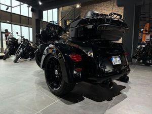 HARLEY-DAVIDSON TRIKE TRI GLIDE 1868 ULTRA 2025 1868 CM3 | MOTO TRIKE | 8 500 KM | NOIR | 62360 ST LEONARD