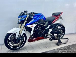 SUZUKI GSR SUZUKI GSR 750* →