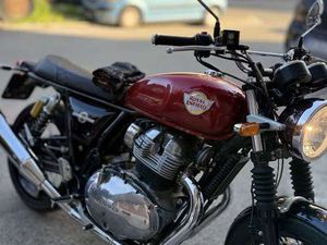 ROYAL ENFIELD INTERCEPTOR