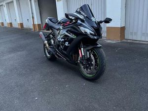 KAWASAKI ZX10R WINTER TEST EDITION