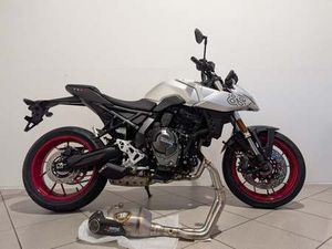 SUZUKI GSX-8S FOR SALE IN BRISTOL